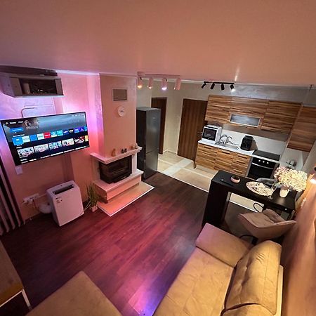 2-Bedroom, 2-Bathroom With Fireplace And Garden At Winslow Infinity Bansko Esterno foto