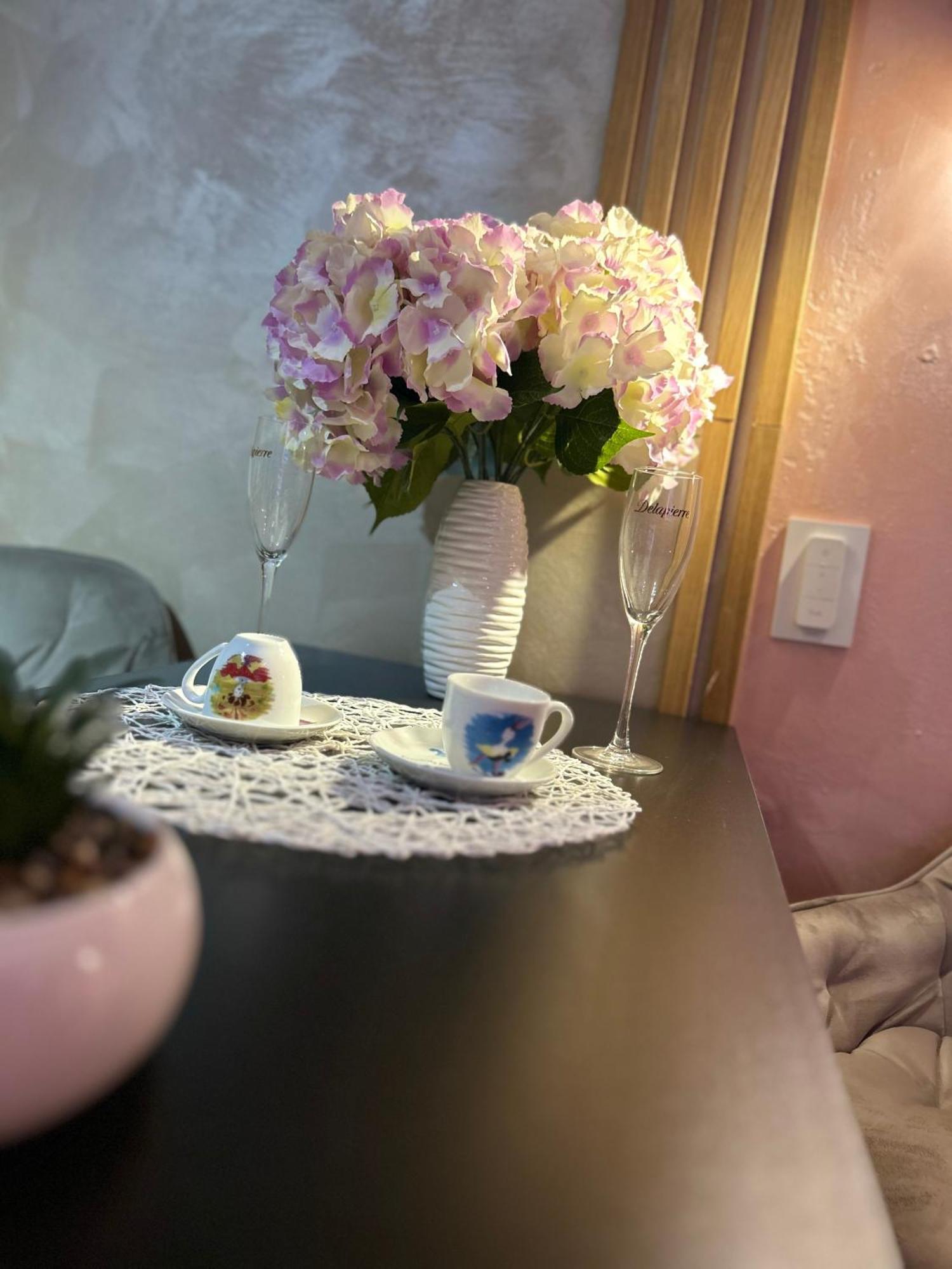 2-Bedroom, 2-Bathroom With Fireplace And Garden At Winslow Infinity Bansko Esterno foto