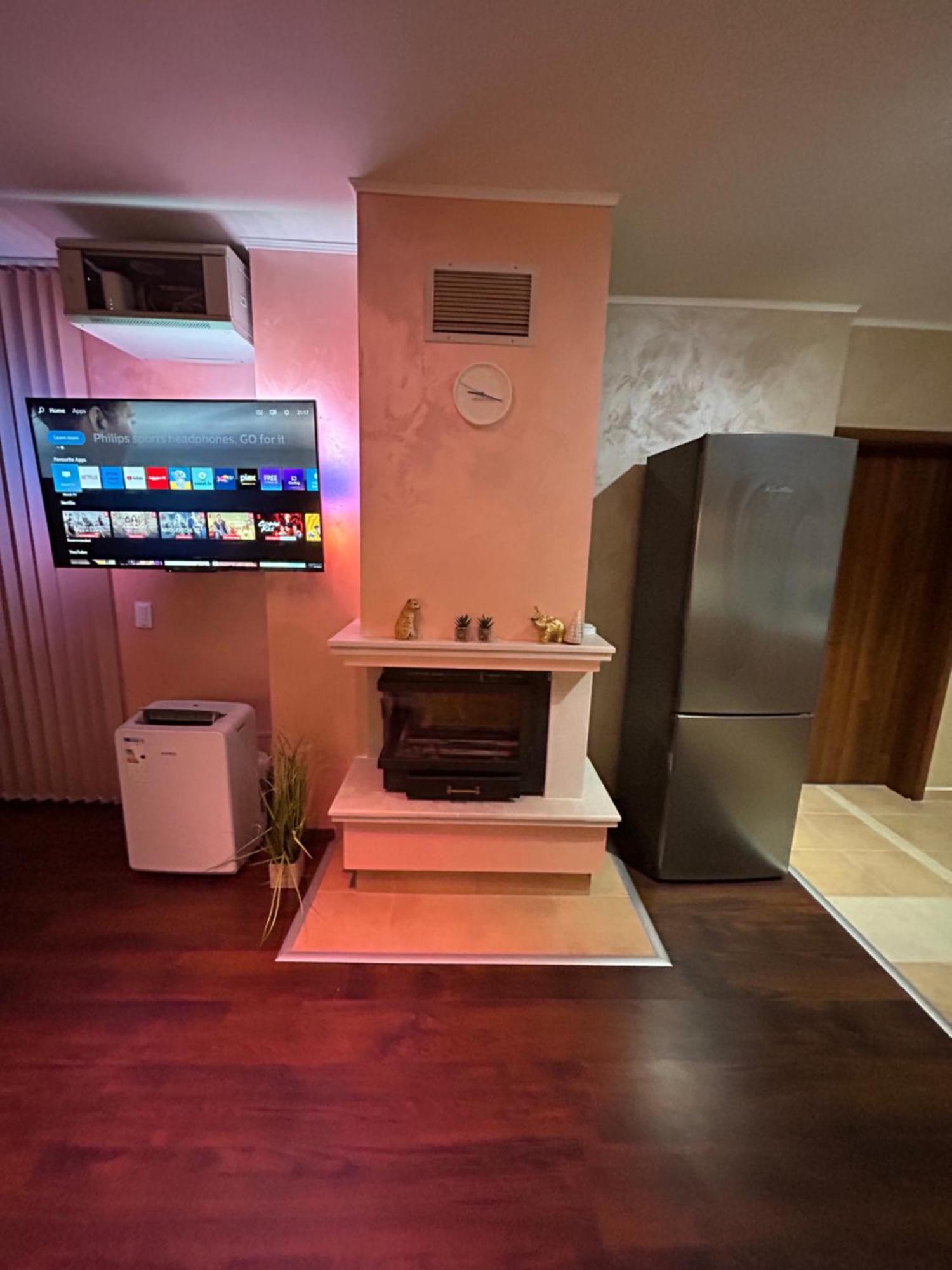 2-Bedroom, 2-Bathroom With Fireplace And Garden At Winslow Infinity Bansko Esterno foto